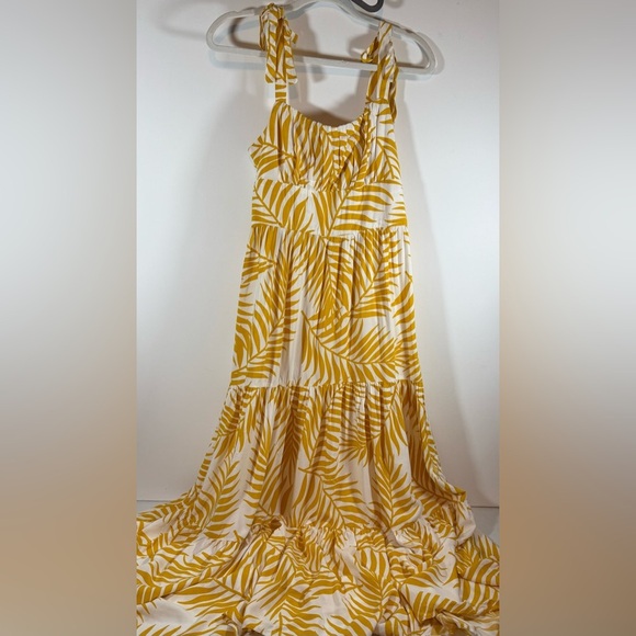 Ivy Street Boutique White Mustard woman Summer dress Sleeveless Sz M - Picture 1 of 15